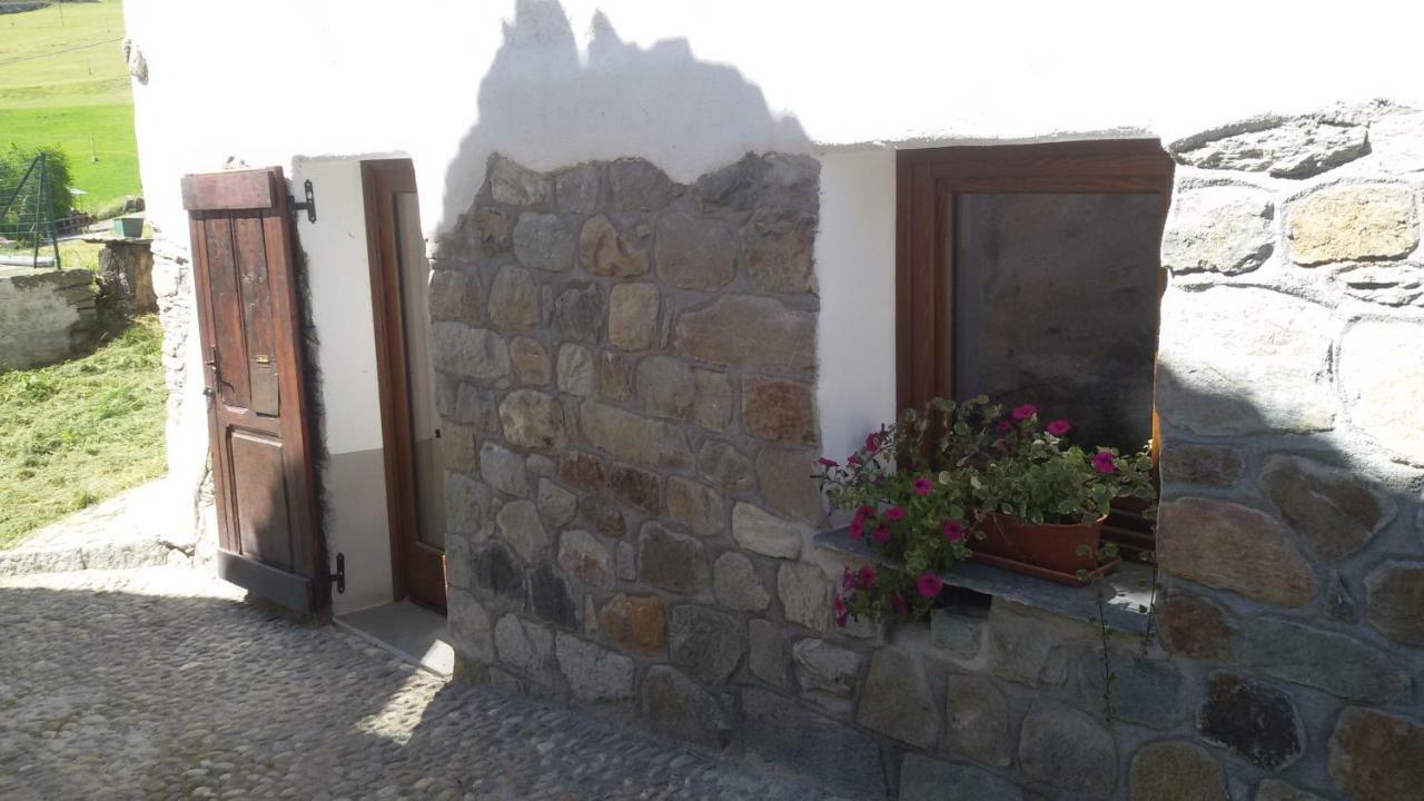 Verrayes Taverna Semon מראה חיצוני תמונה