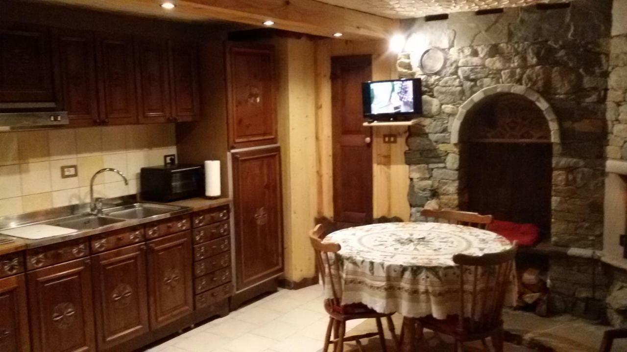 Verrayes Taverna Semon מראה חיצוני תמונה